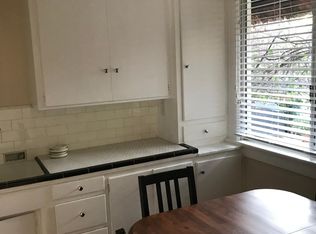268 Park Ave #A, Long Beach, CA 90803