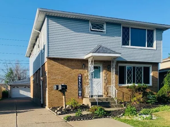299 Joseph Dr, Tonawanda, NY 14150