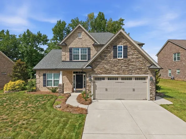 421 Freemont Dr, Thomasville, NC 27360