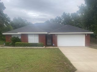 25 Willow Ave, Freeport, FL 32439