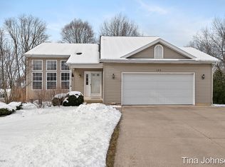 108 Apollo Pl, Wayland, MI 49348