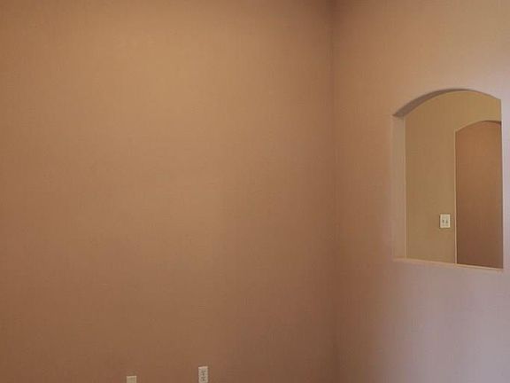 2nd image of 3104 Aberdeen Dr