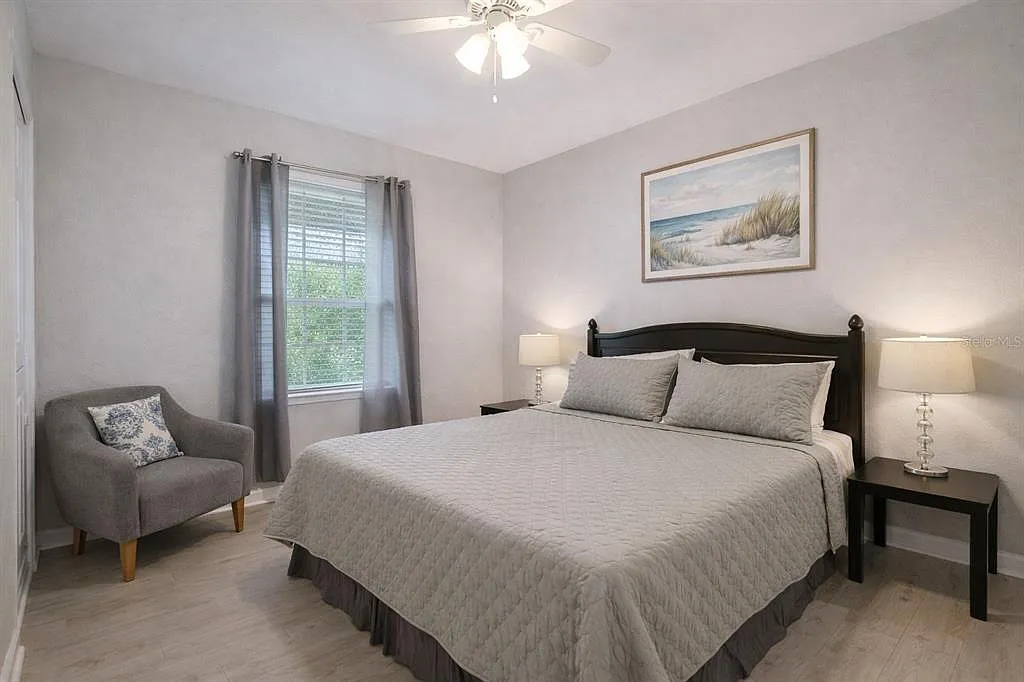 2 bed, 1.0 bath, 800 sqft, $2,500 — Photo 3