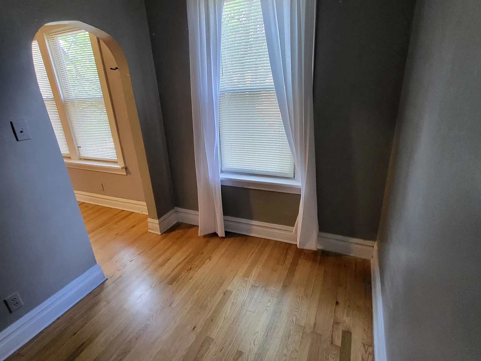 3 bed, 1250 sqft, $2,750 — Photo 3