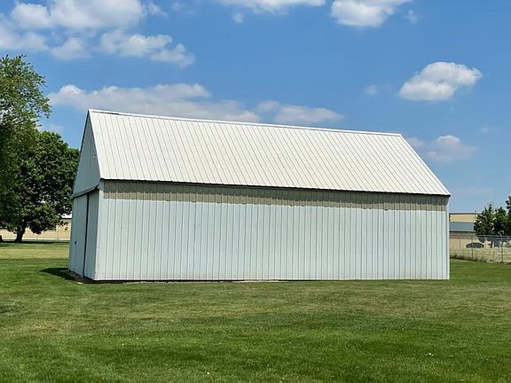 3rd image of 67824 County Road 23