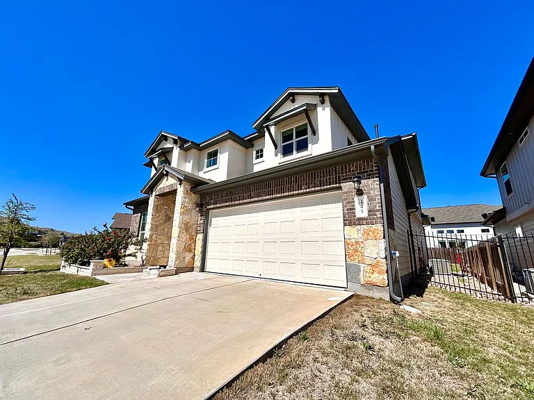 445 Arrowhead Vine St — Photo 3