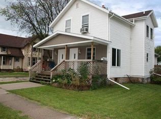 34 1/2 7th St, Fond Du Lac, WI 54935