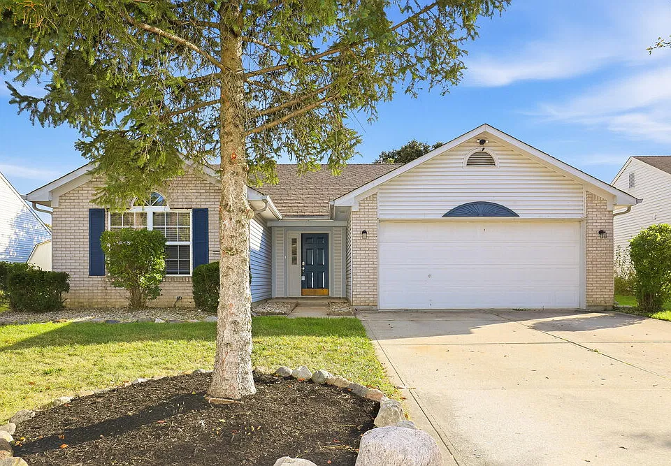 7645 Blue Willow Dr