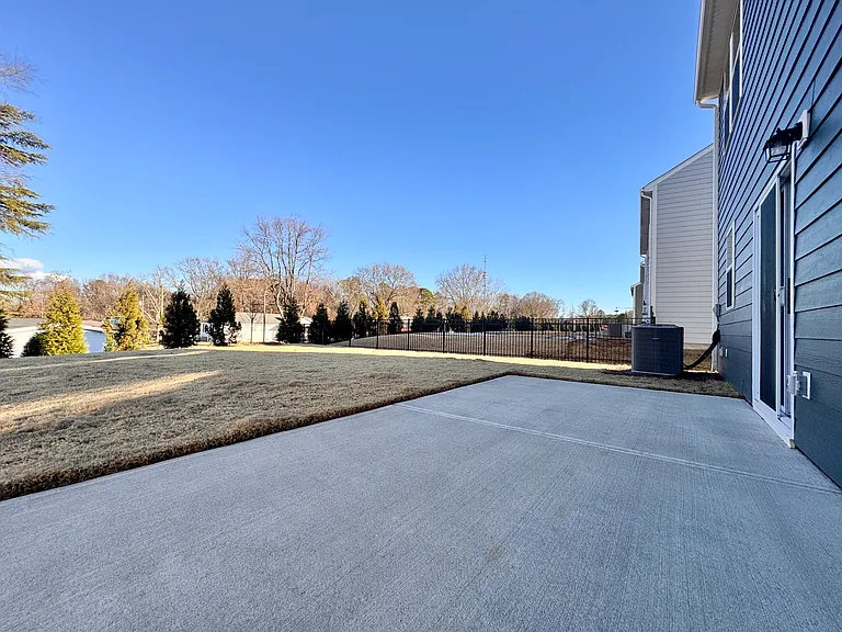 699 Kitfox Dr NW — Photo 19