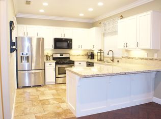 207 River Bend Ln, Waterford, CA 95386