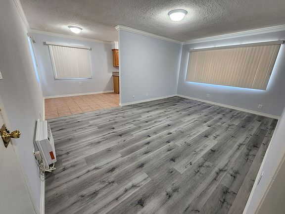 3rd image of 1518 Hazelwood Ave #15184