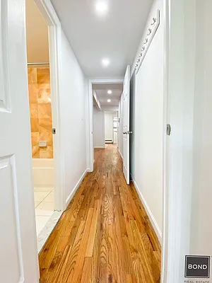 Rented by Bond New York | media 15