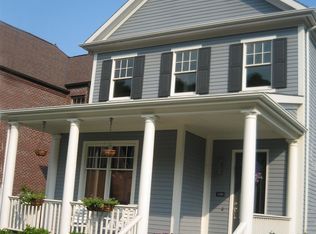 1310 Fairstead Ln, Pittsburgh, PA