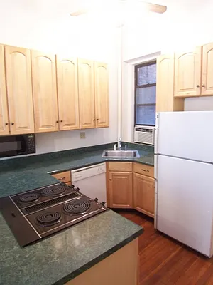 Rented by Citi Habitats | media 13