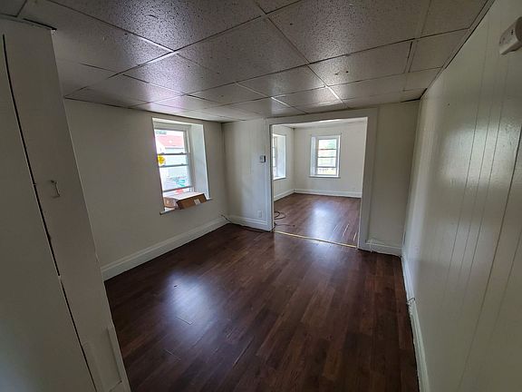 5th image of 399 Ames St #401