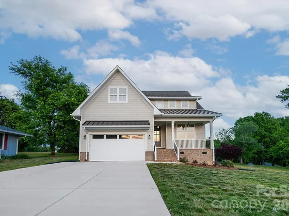 102 Starmount Dr, Kings Mountain, NC 28086