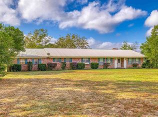 2593 Segrest Rd, Pace, FL 32571