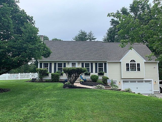 2nd image of 4 Bunce Cir