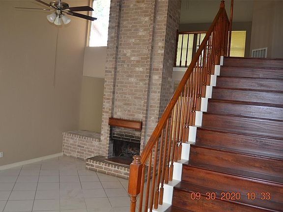 3rd image of 19322 Lake Hollow Ln