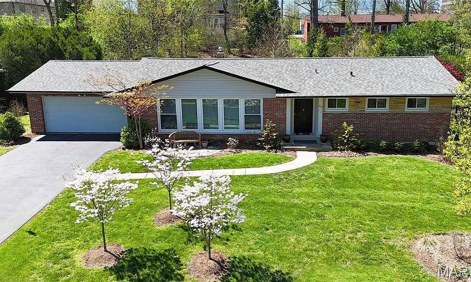 1st image of 713 Gralee Ln