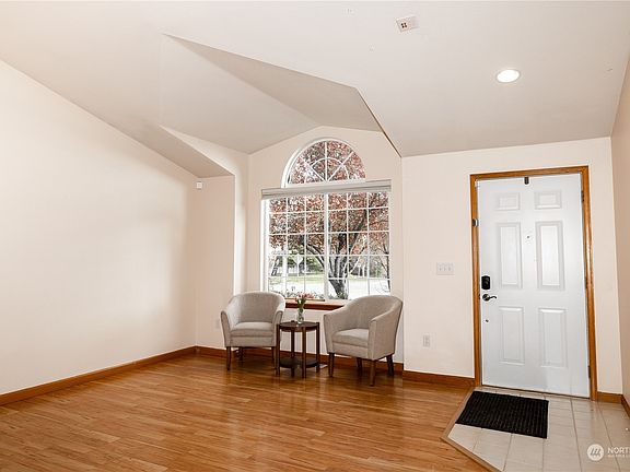 4th image of 11566 SE 319th Street