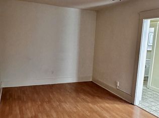2752 E 1st St #11276065, Long Beach, CA 90803