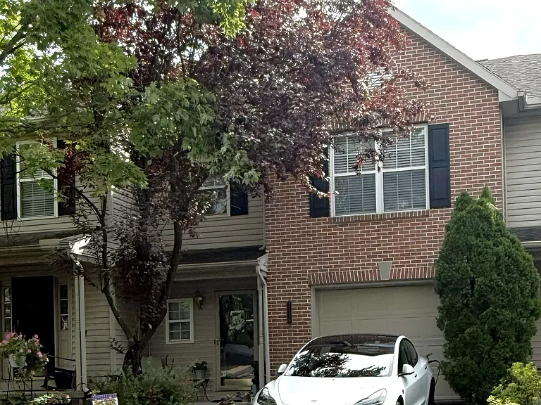 1176 Heron Ct — Photo 1