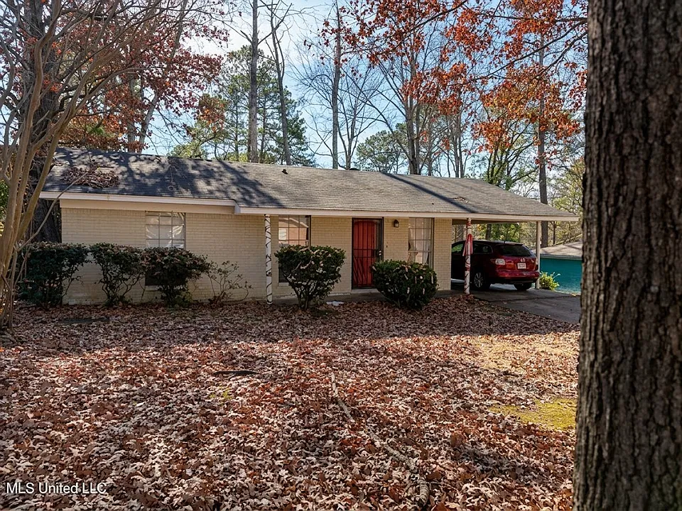 223 Champion Hill Dr