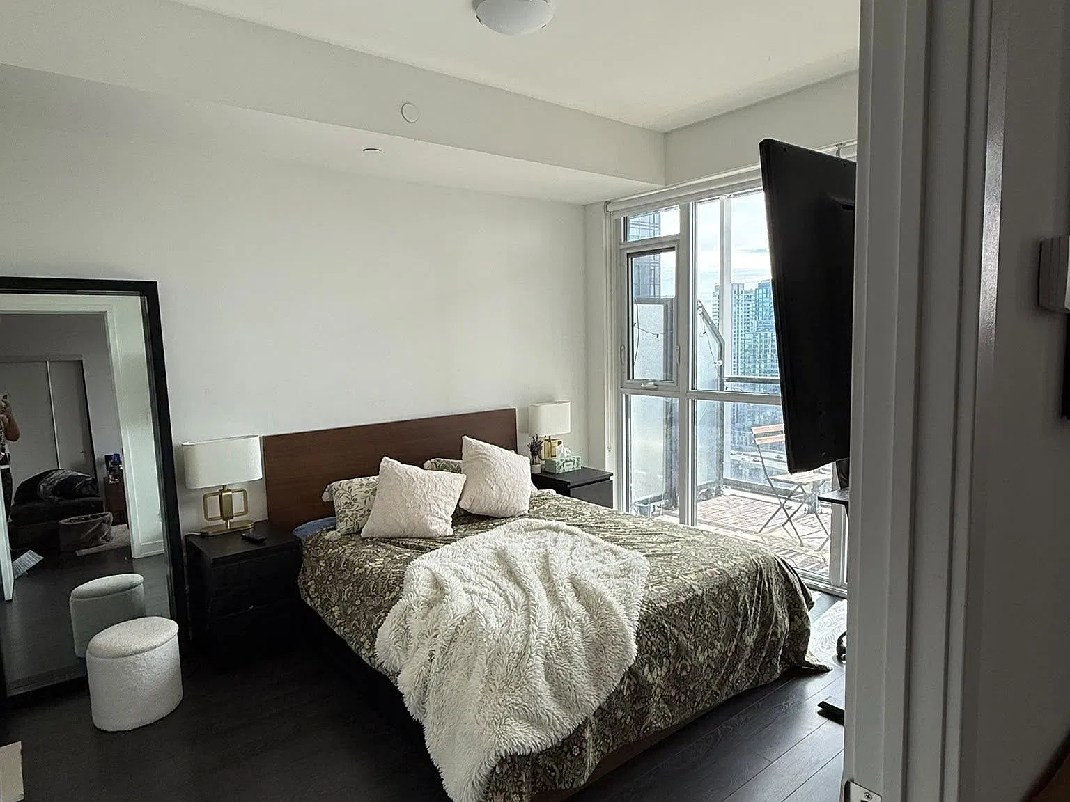 2 bed, $3,500 — Photo 3