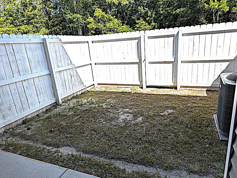 138 Loren Rd — Photo 16