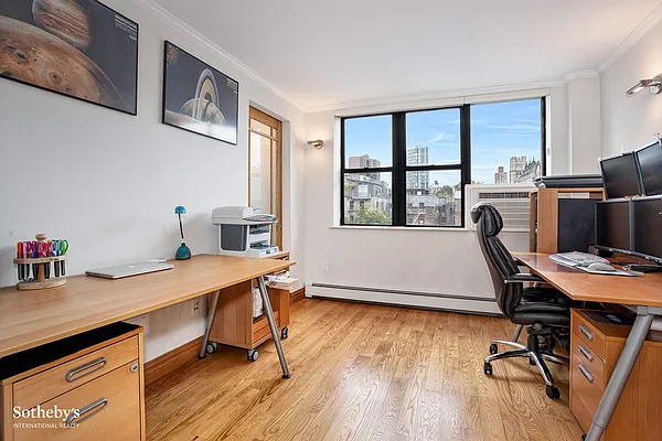 Sold by Sotheby's International Realty | media 9