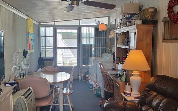 2nd image of 1208 Lee St #160