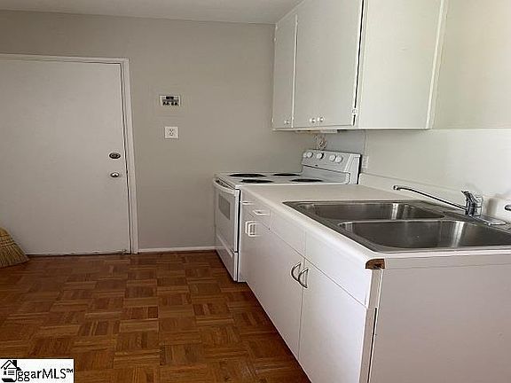 5th image of 100 Lewis Dr APT 20J
