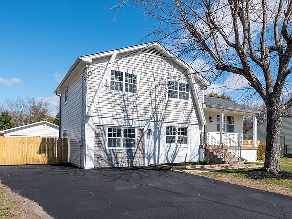 5th image of 121 Brevet Dr