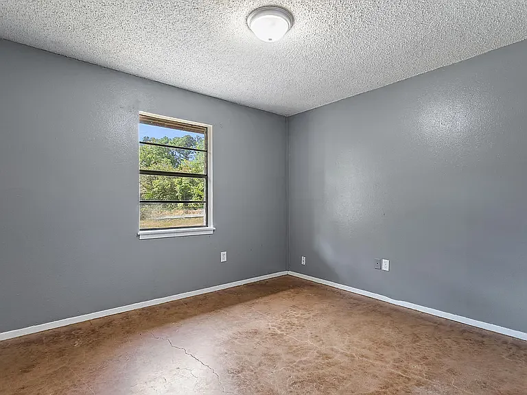 12122 Michael St #12122 — Photo 5