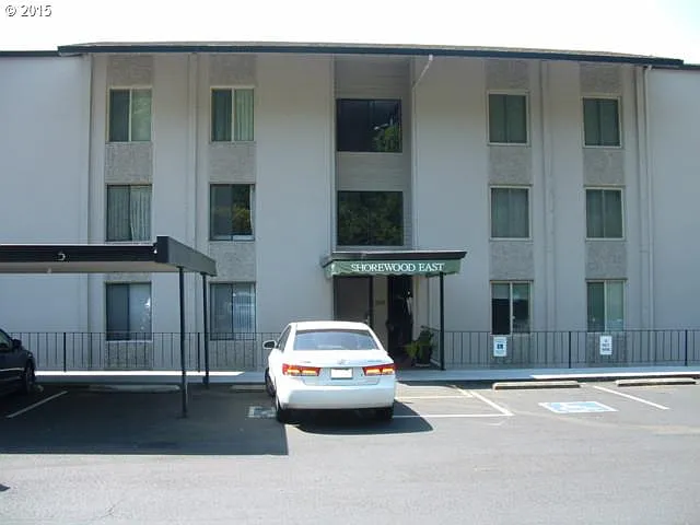 5565 E Evergreen Blvd APT 3201 photo 1