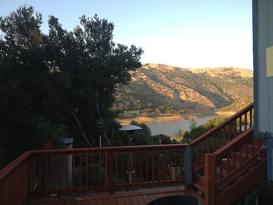 1st image of 17360 Holiday Dr