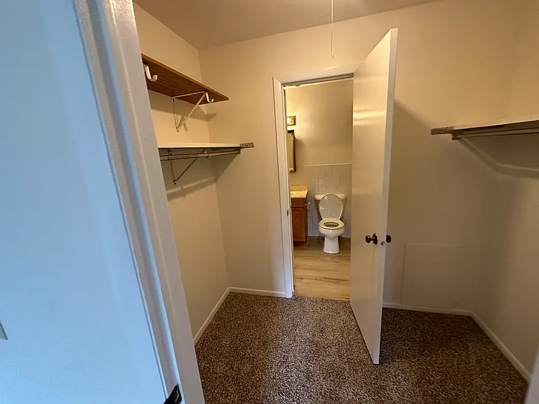 2122 Allen Blvd #27 — Photo 2