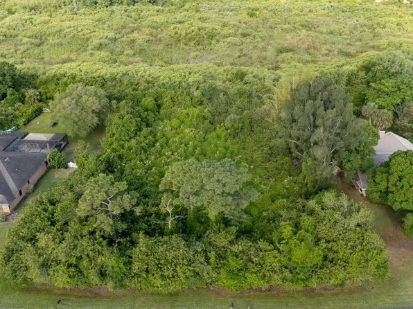 4179 Sparrow Hawk Rd, Melbourne, FL 32934