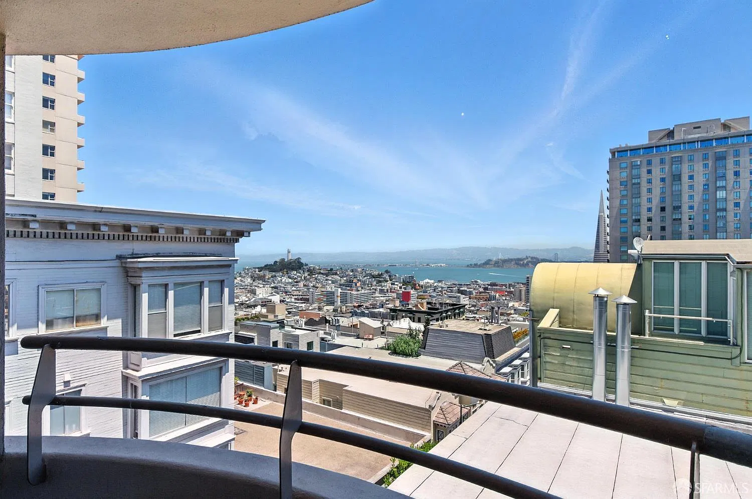 2 bed, 2.0 bath, 1175 sqft, $9,000 — Photo 3