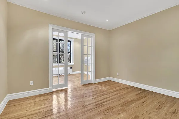 Rented by Cooper & Cooper Real Estate | media 10