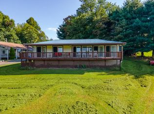 255 Old Hollow Trl, Fancy Gap, VA 24328