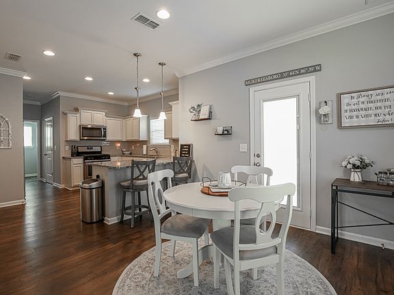 5th image of 1158 Cotillion Dr