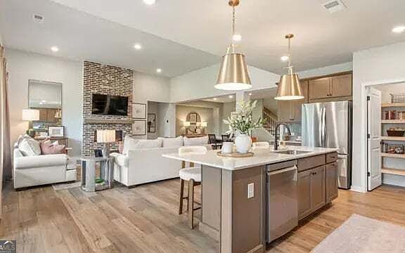 3rd image of 8550 Sunnybrooke Ln
