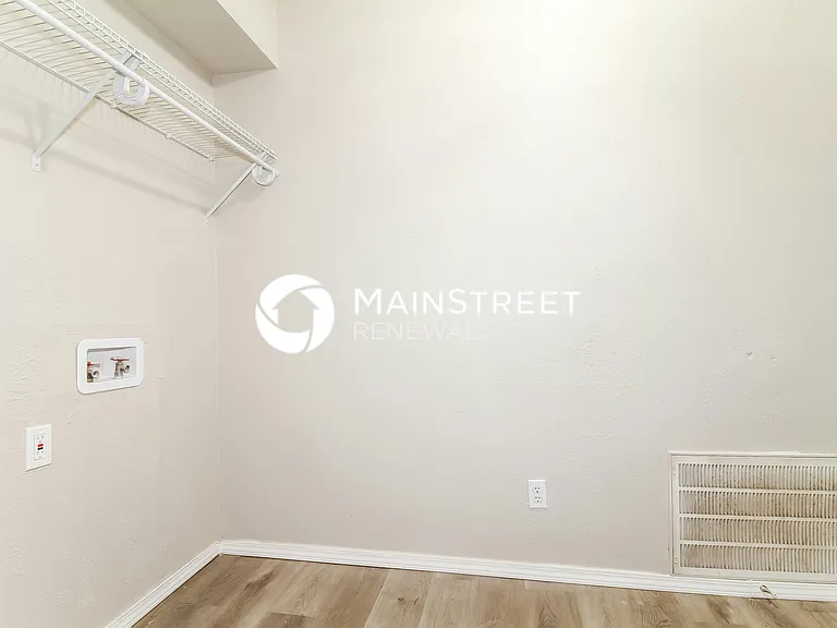 Walk In Closet