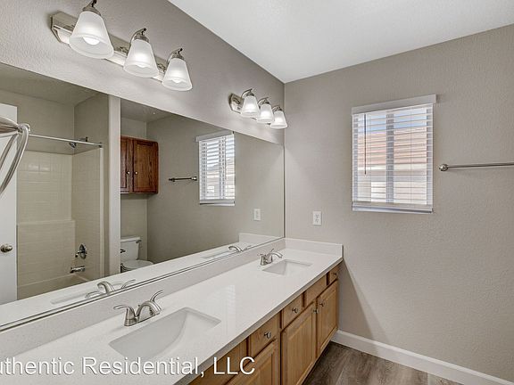 4th image of 985 Leadville Meadows Dr