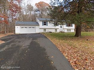 3341 Westminster Dr, East Stroudsburg, PA 18302