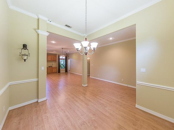 5th image of 202B Clearview Ave