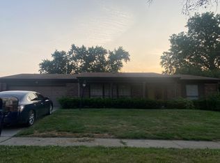 12857 Weatherstone Dr, Florissant, MO 63033