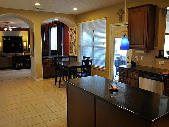 4th image of 2279 Longspur Ln
